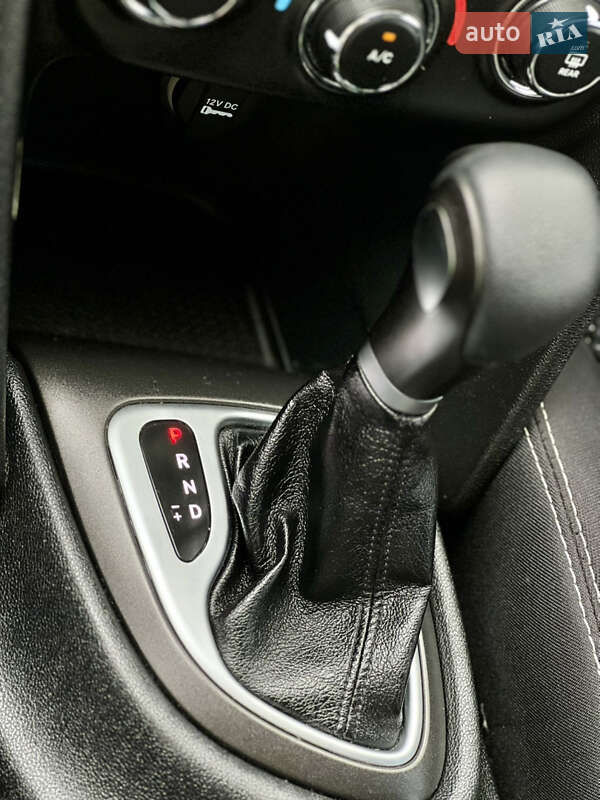 Седан Dodge Dart 2015 в Харкові