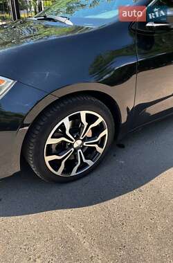 Седан Dodge Dart 2012 в 