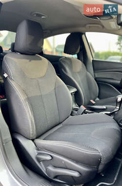Седан Dodge Dart 2015 в 