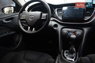 Седан Dodge Dart 2013 в 