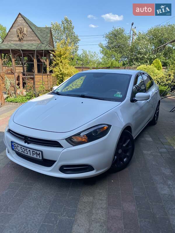 Седан Dodge Dart 2015 в Львові