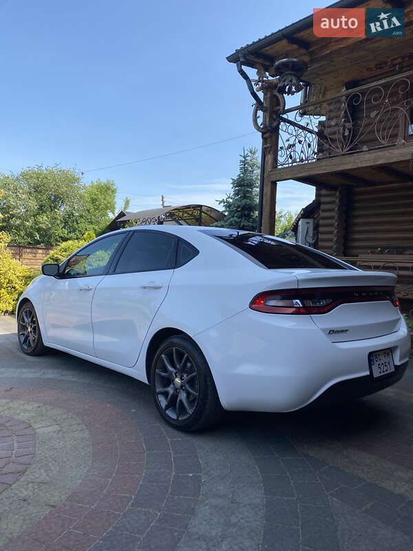 Седан Dodge Dart 2015 в 