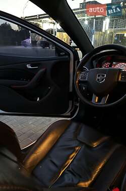 Седан Dodge Dart 2014 в 