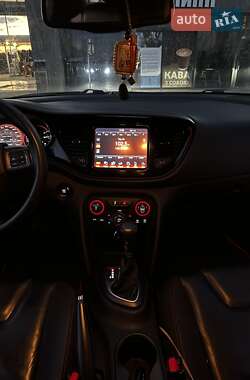 Седан Dodge Dart 2014 в 