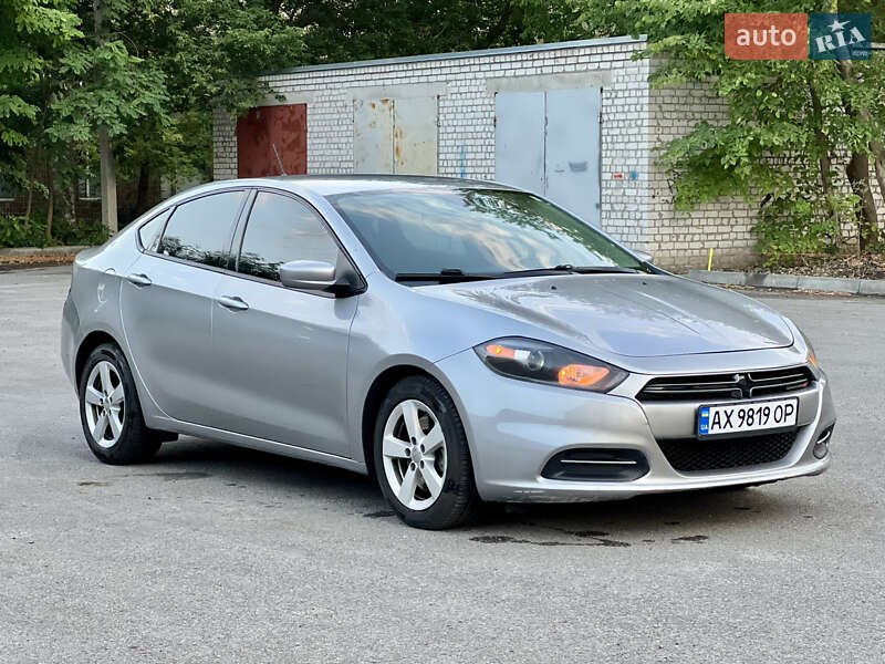 Седан Dodge Dart 2015 в 