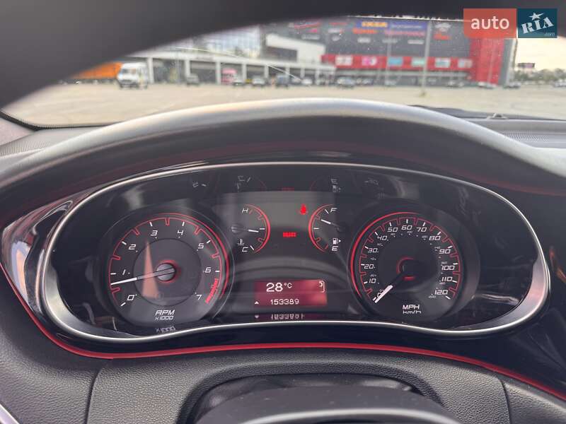 Седан Dodge Dart 2016 в Киеве