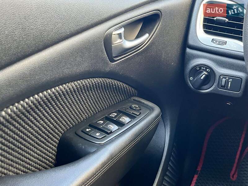 Седан Dodge Dart 2015 в Одессе
