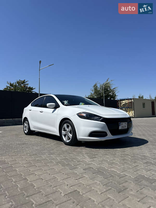 Седан Dodge Dart 2015 в 