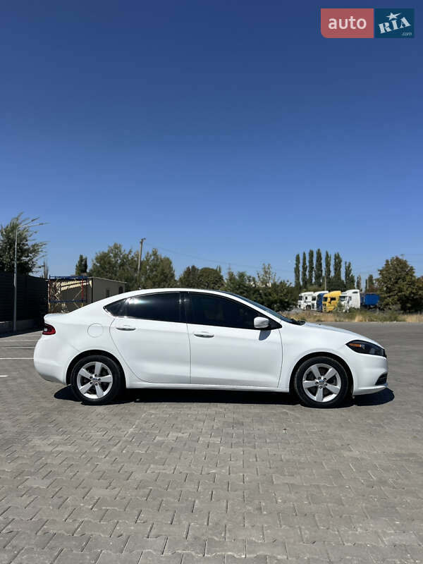 Седан Dodge Dart 2015 в Николаеве