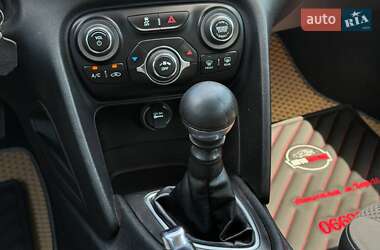 Седан Dodge Dart 2014 в 