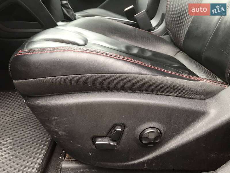 Седан Dodge Dart 2015 в Львове