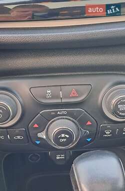 Седан Dodge Dart 2014 в 