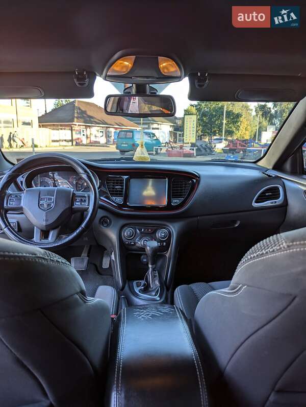 Седан Dodge Dart 2015 в Лубнах