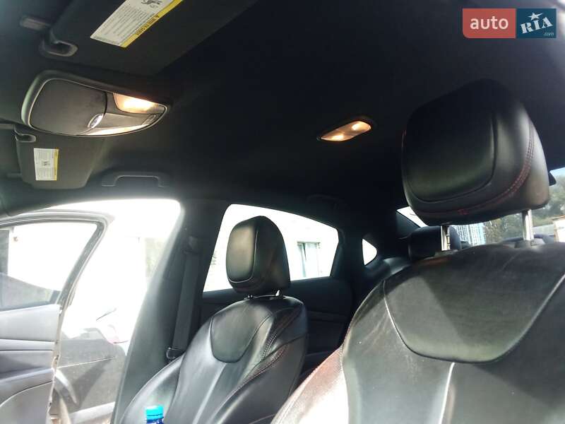 Седан Dodge Dart 2014 в Києві