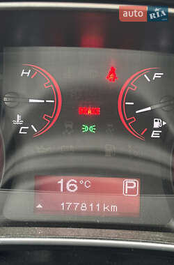 Седан Dodge Dart 2014 в 