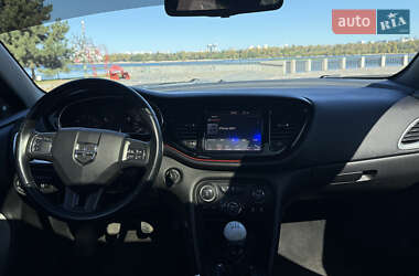 Седан Dodge Dart 2015 в 
