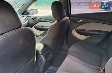 Седан Dodge Dart 2014 в 