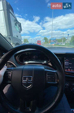 Седан Dodge Dart 2015 в 