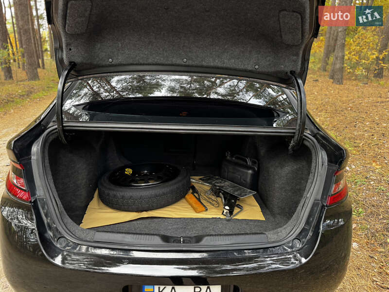 Седан Dodge Dart 2014 в Киеве