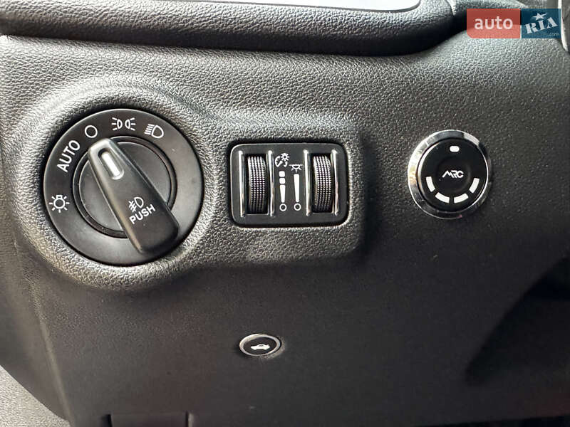 Седан Dodge Dart 2014 в Киеве