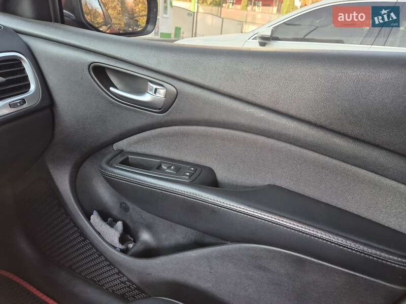 Седан Dodge Dart 2013 в Хмельницком фото 19 Седан Dodge Dart 2013 в Хмельницком