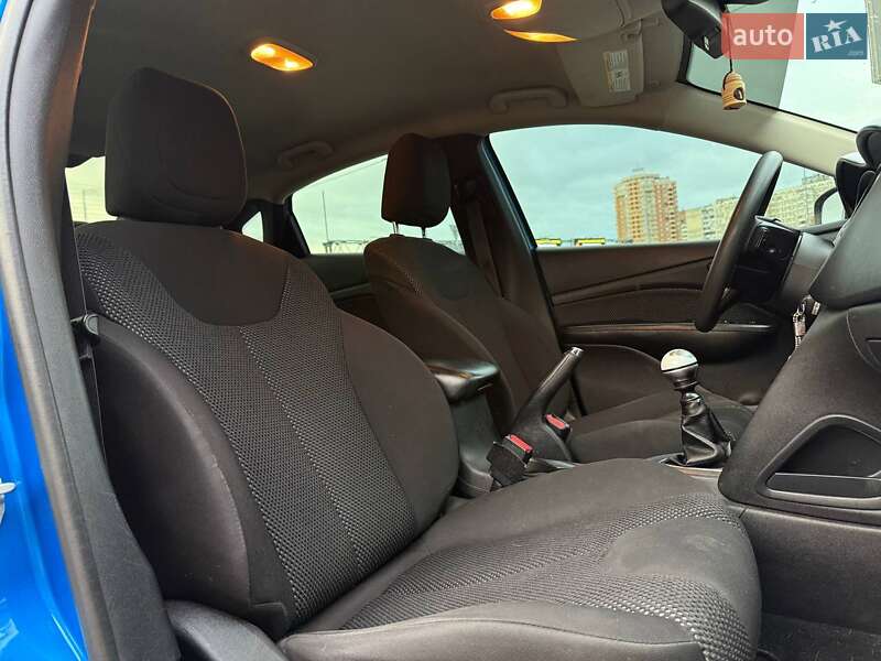 Седан Dodge Dart 2016 в Киеве фото 12 Седан Dodge Dart 2016 в Киеве