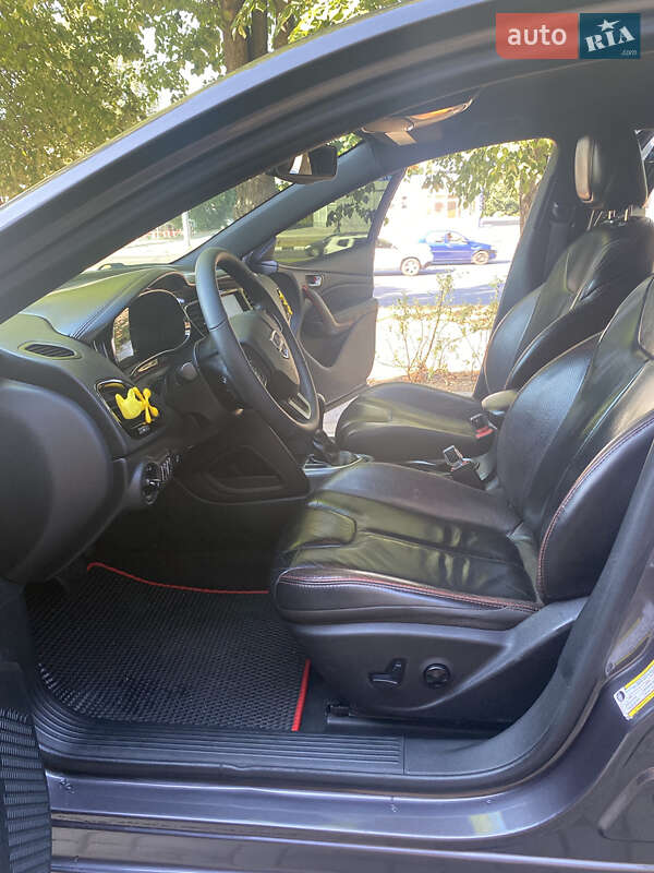 Седан Dodge Dart 2015 в Харкові