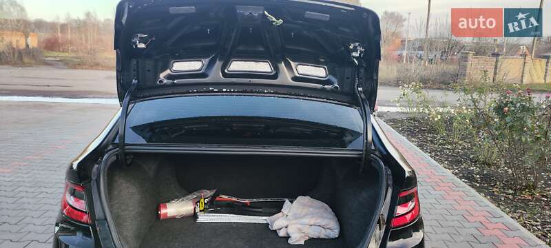 Седан Dodge Dart 2015 в Чутове