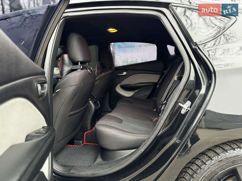 Седан Dodge Dart 2014 в Киеве фото 16 Седан Dodge Dart 2014 в Киеве