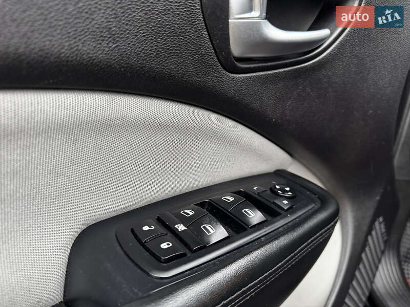 Седан Dodge Dart 2014 в Киеве фото 23 Седан Dodge Dart 2014 в Киеве