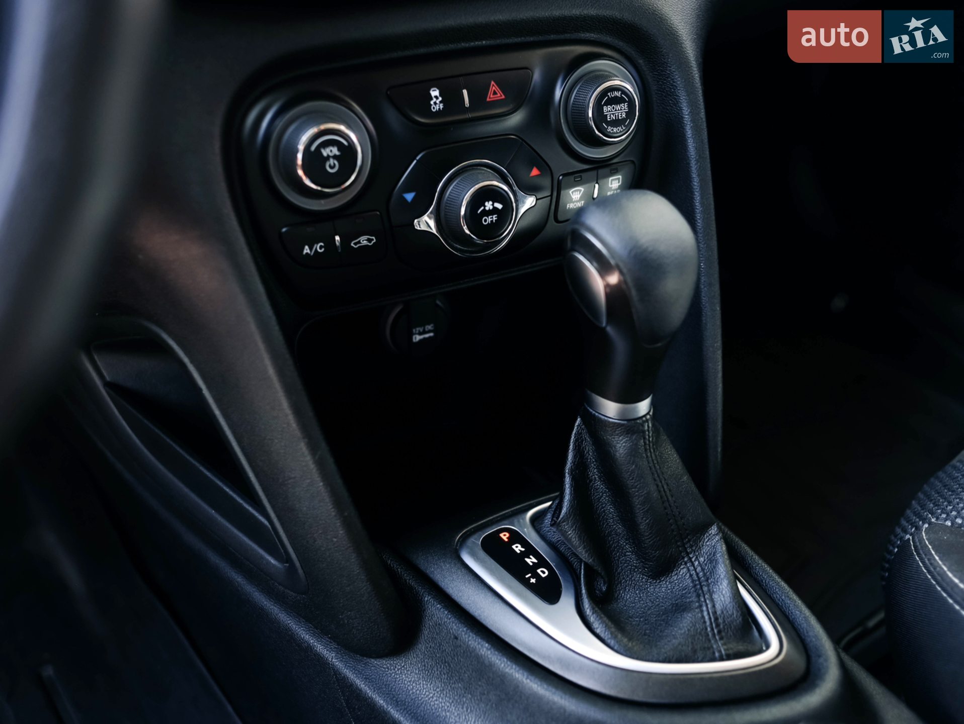 2015 Dodge Dart - мініатюра 12