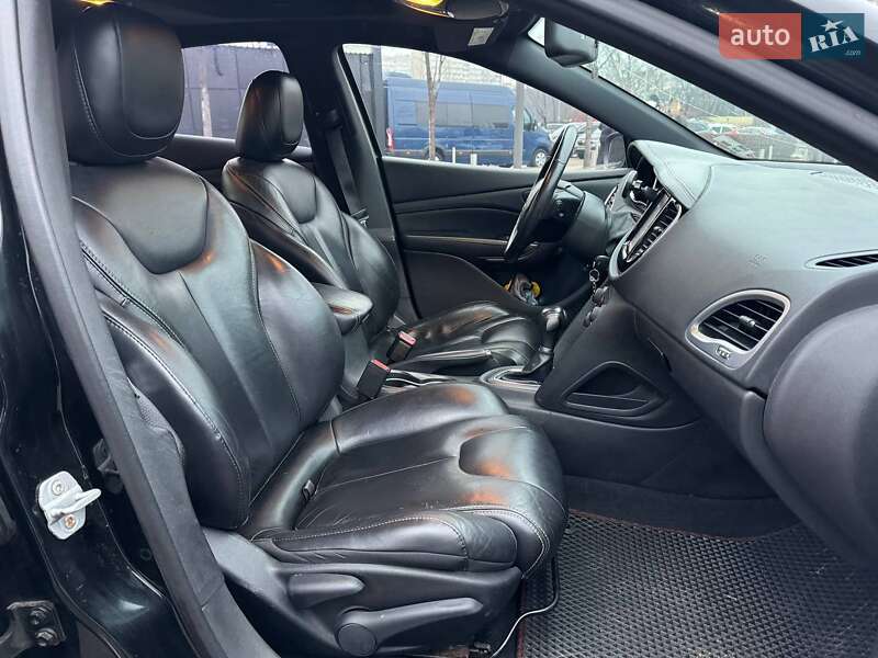 Седан Dodge Dart 2013 в Киеве фото 11 Седан Dodge Dart 2013 в Киеве