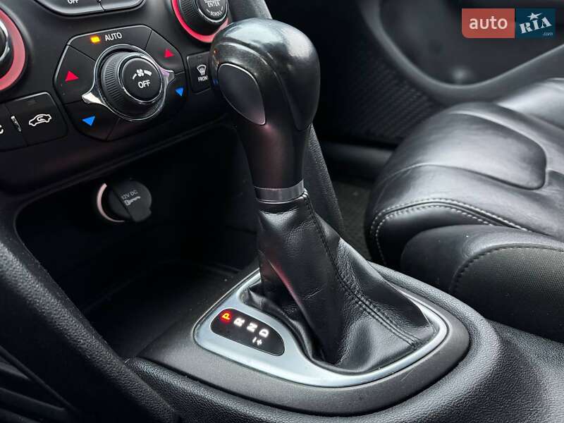Седан Dodge Dart 2013 в Киеве фото 22 Седан Dodge Dart 2013 в Киеве