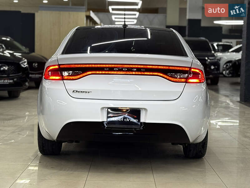 Седан Dodge Dart 2015 в Николаеве