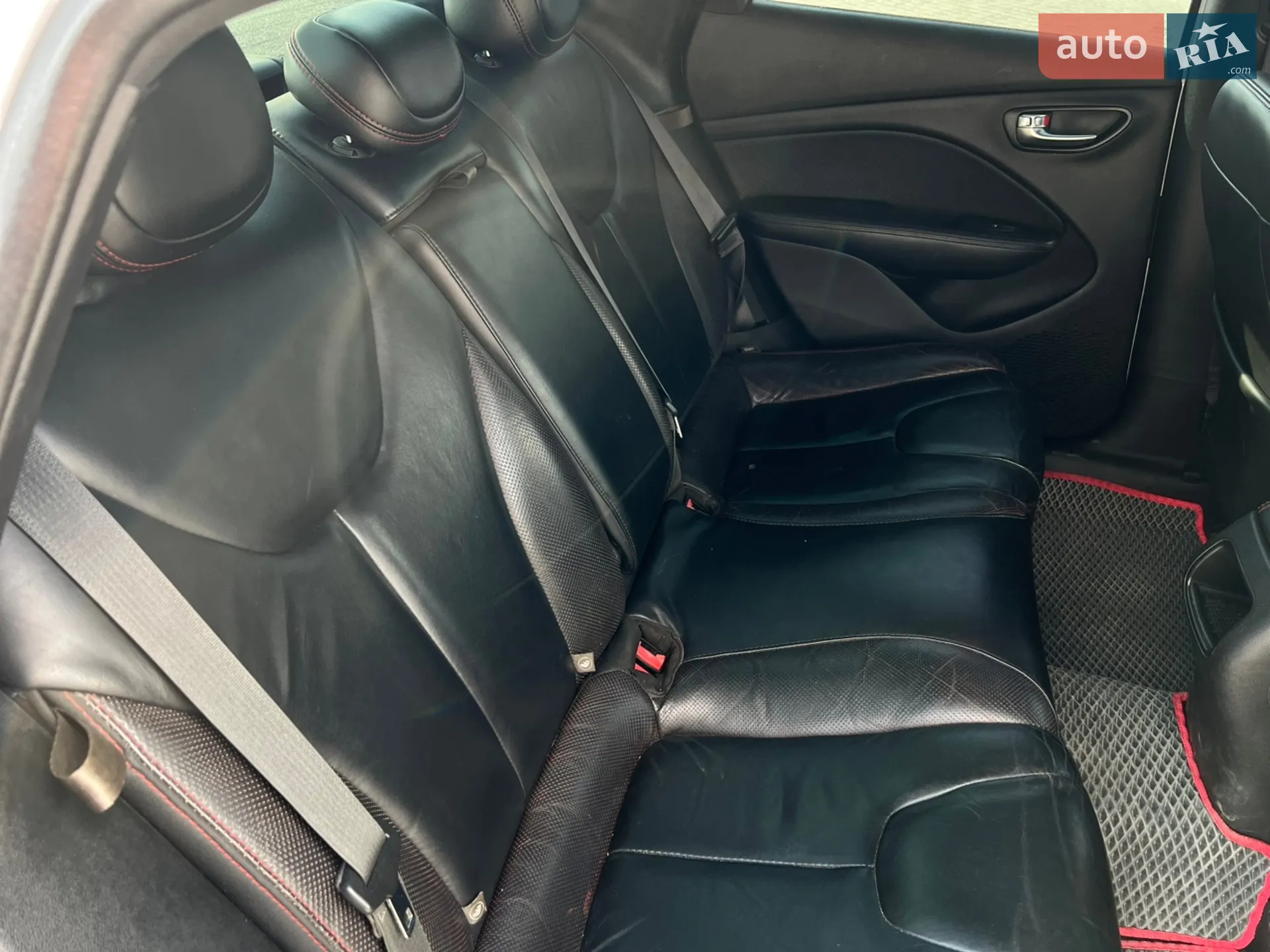 2014 Dodge Dart - мініатюра 29