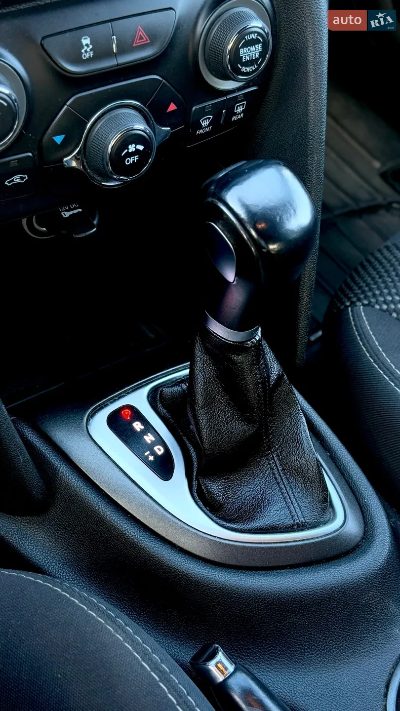 2015 Dodge Dart - мініатюра 23