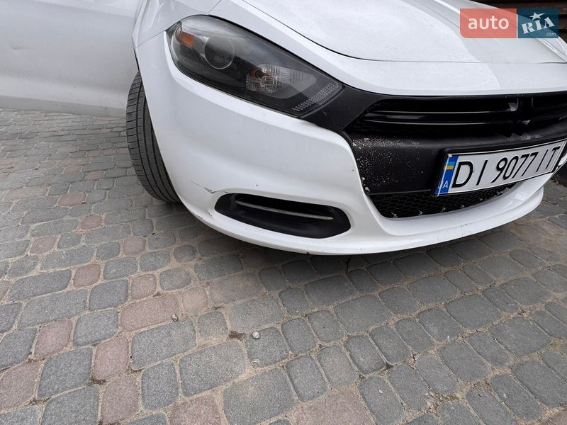 Седан Dodge Dart 2012 в Львові