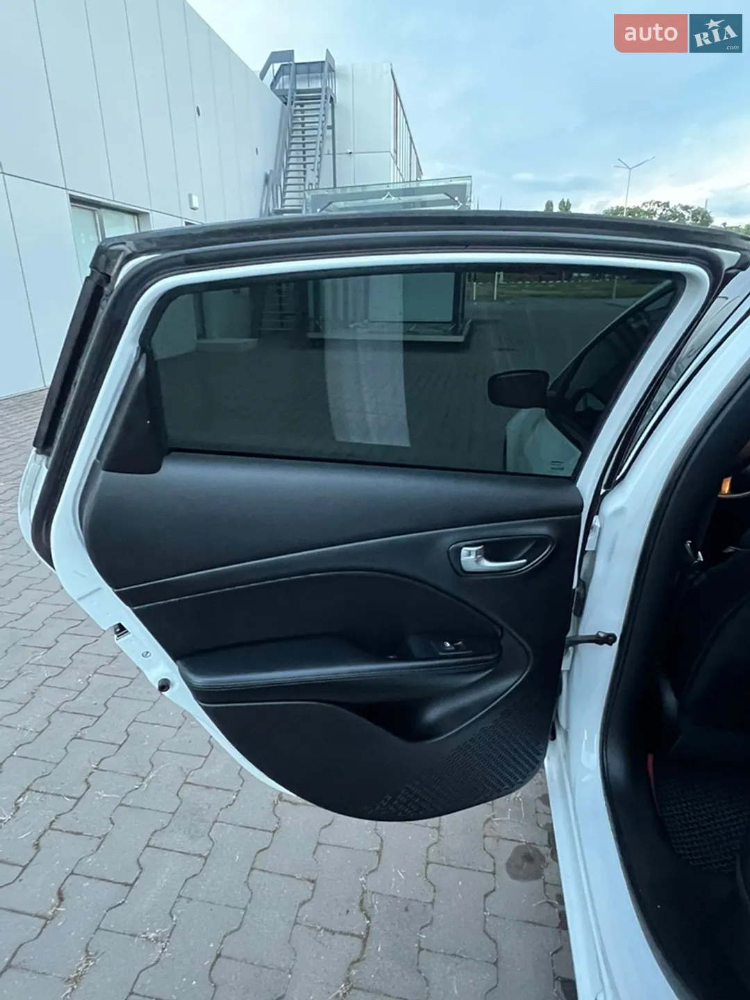 2014 Dodge Dart - мініатюра 13