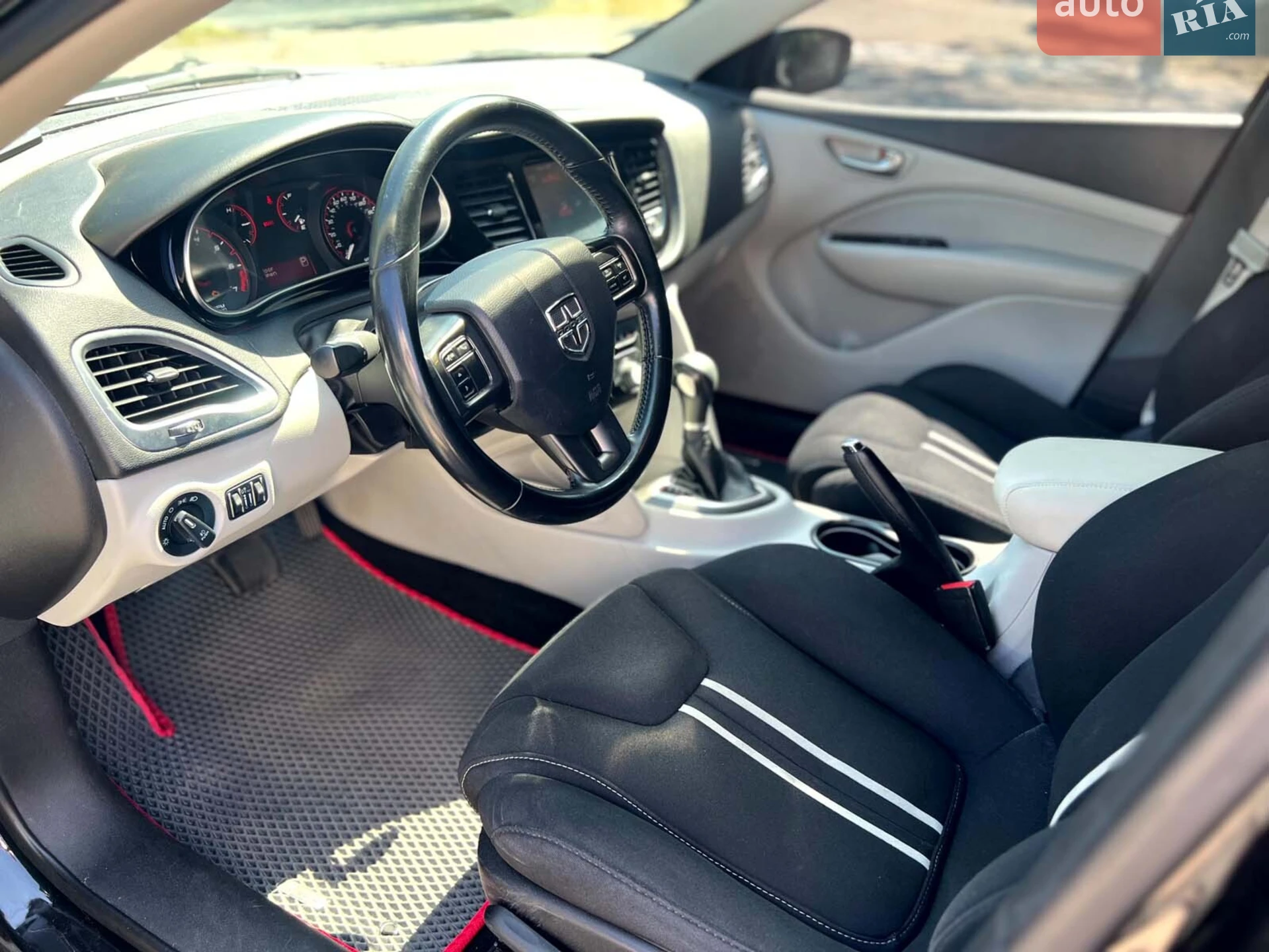 2013 Dodge Dart - мініатюра 10