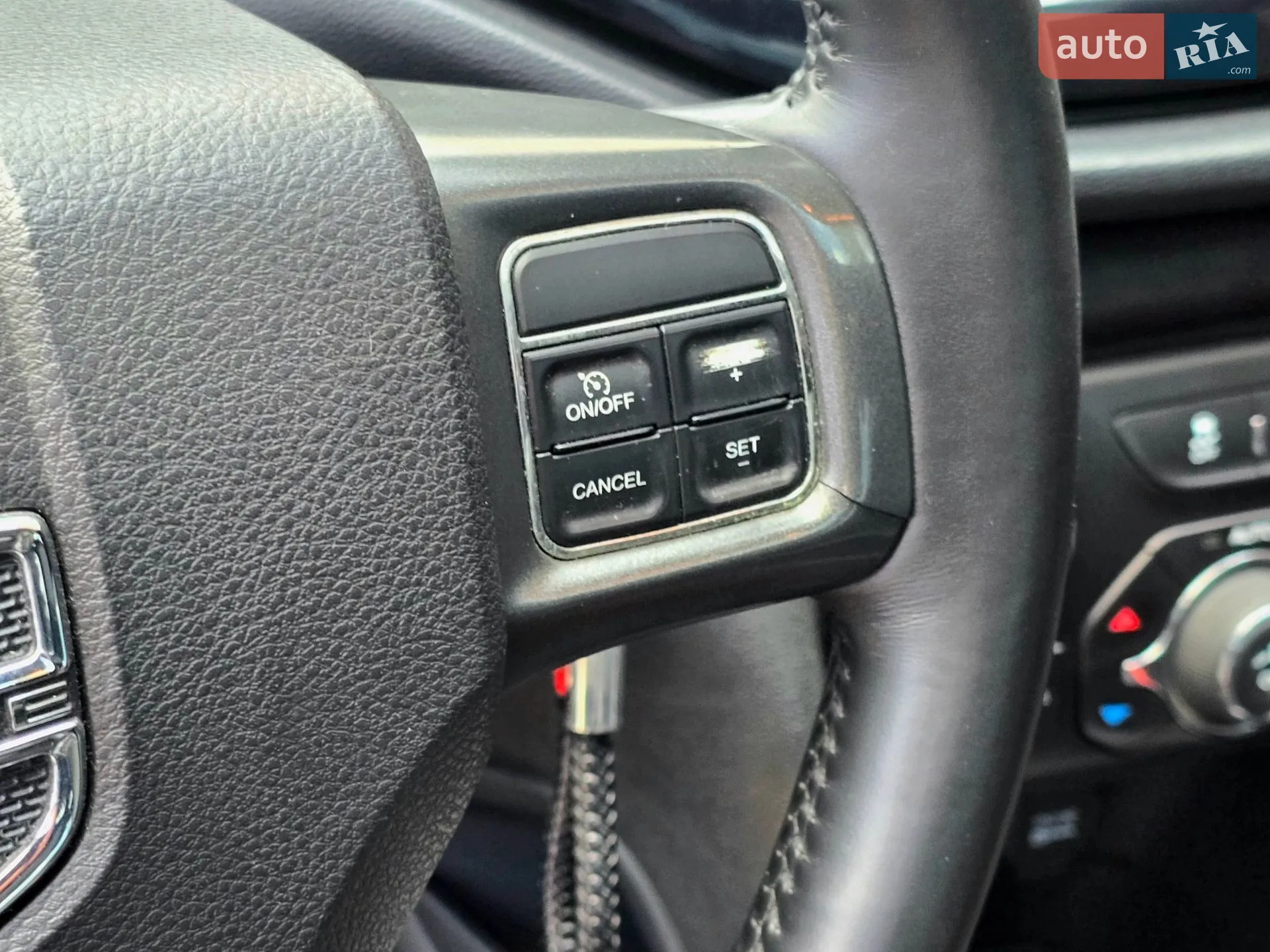 2013 Dodge Dart - мініатюра 21