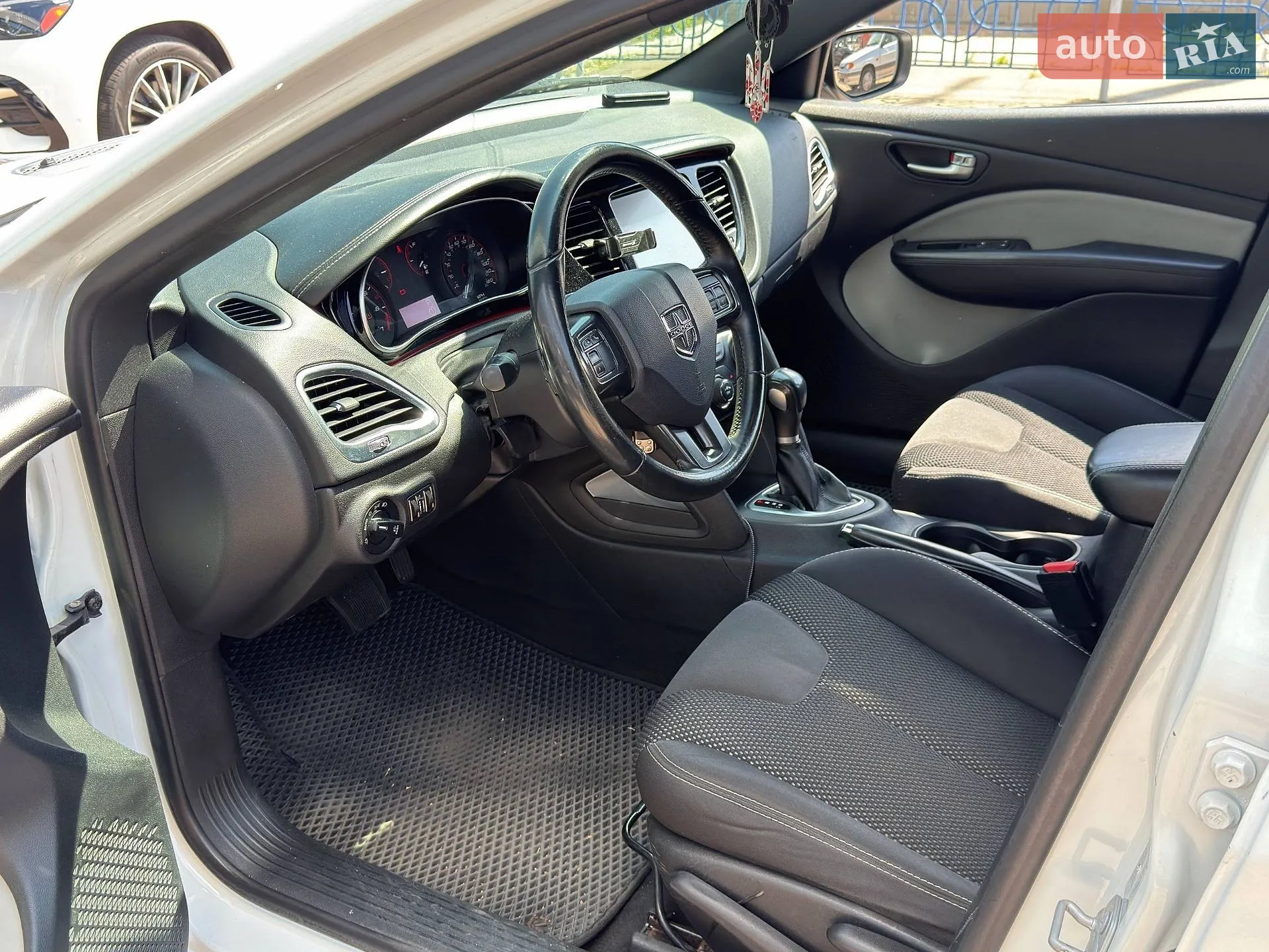 2016 Dodge Dart - мініатюра 15