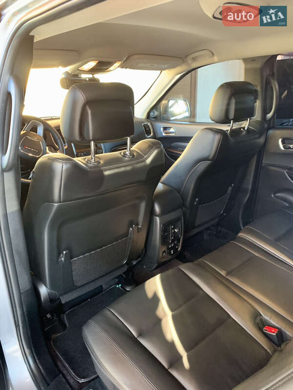 Позашляховик / Кросовер Dodge Durango 2017 в Ужгороді