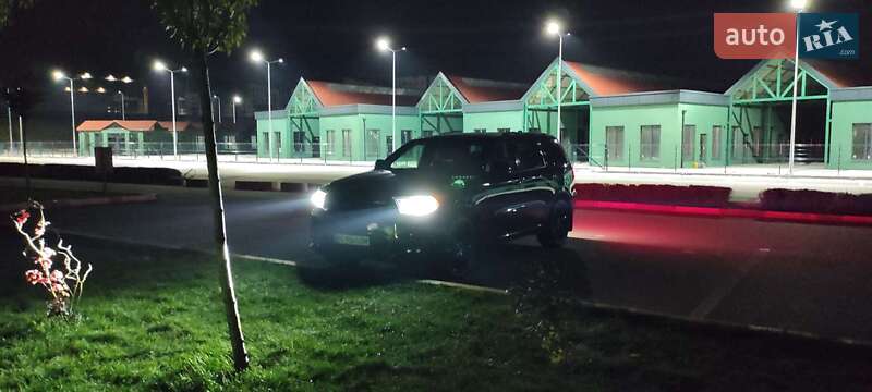 Внедорожник / Кроссовер Dodge Durango 2017 в Ирпене фото 8 Внедорожник / Кроссовер Dodge Durango 2017 в Ирпене