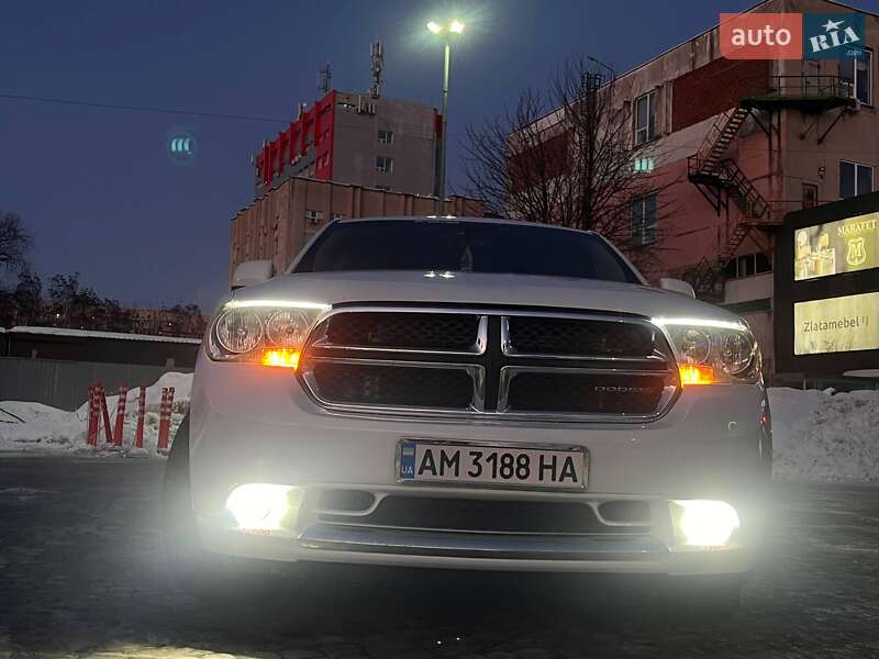 Позашляховик / Кросовер Dodge Durango 2013 в Львові