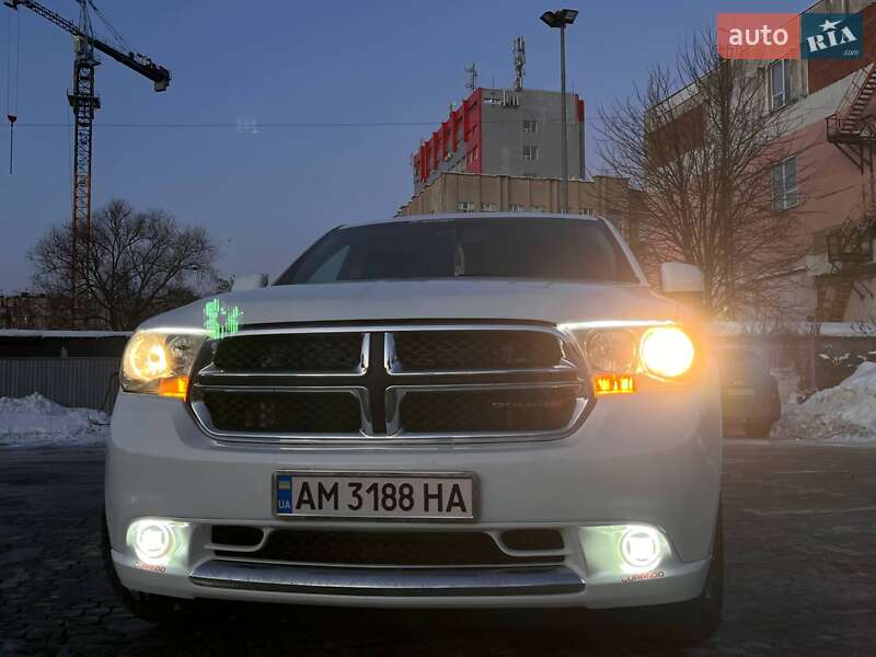 Позашляховик / Кросовер Dodge Durango 2013 в Львові