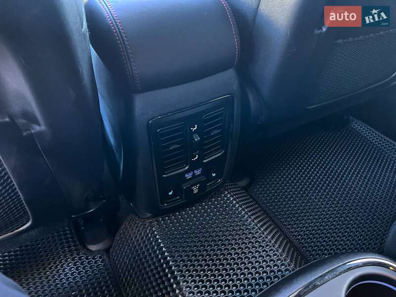 Позашляховик / Кросовер Dodge Durango 2017 в Івано-Франківську фото 26 Позашляховик / Кросовер Dodge Durango 2017 в Івано-Франківську