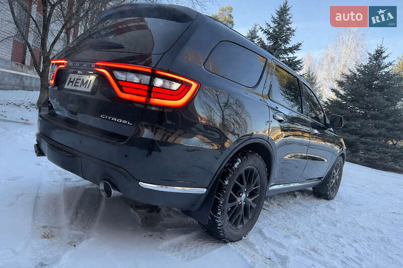 Внедорожник / Кроссовер Dodge Durango 2015 в Нетешине
