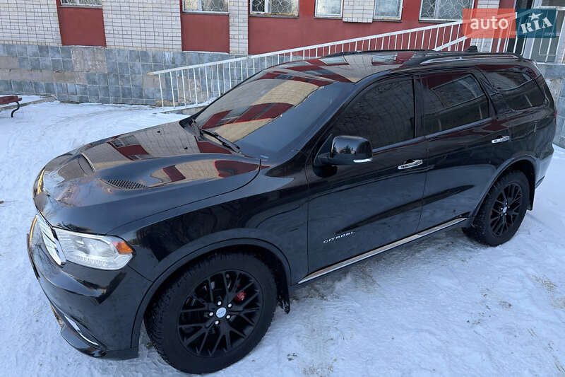 Внедорожник / Кроссовер Dodge Durango 2015 в Нетешине