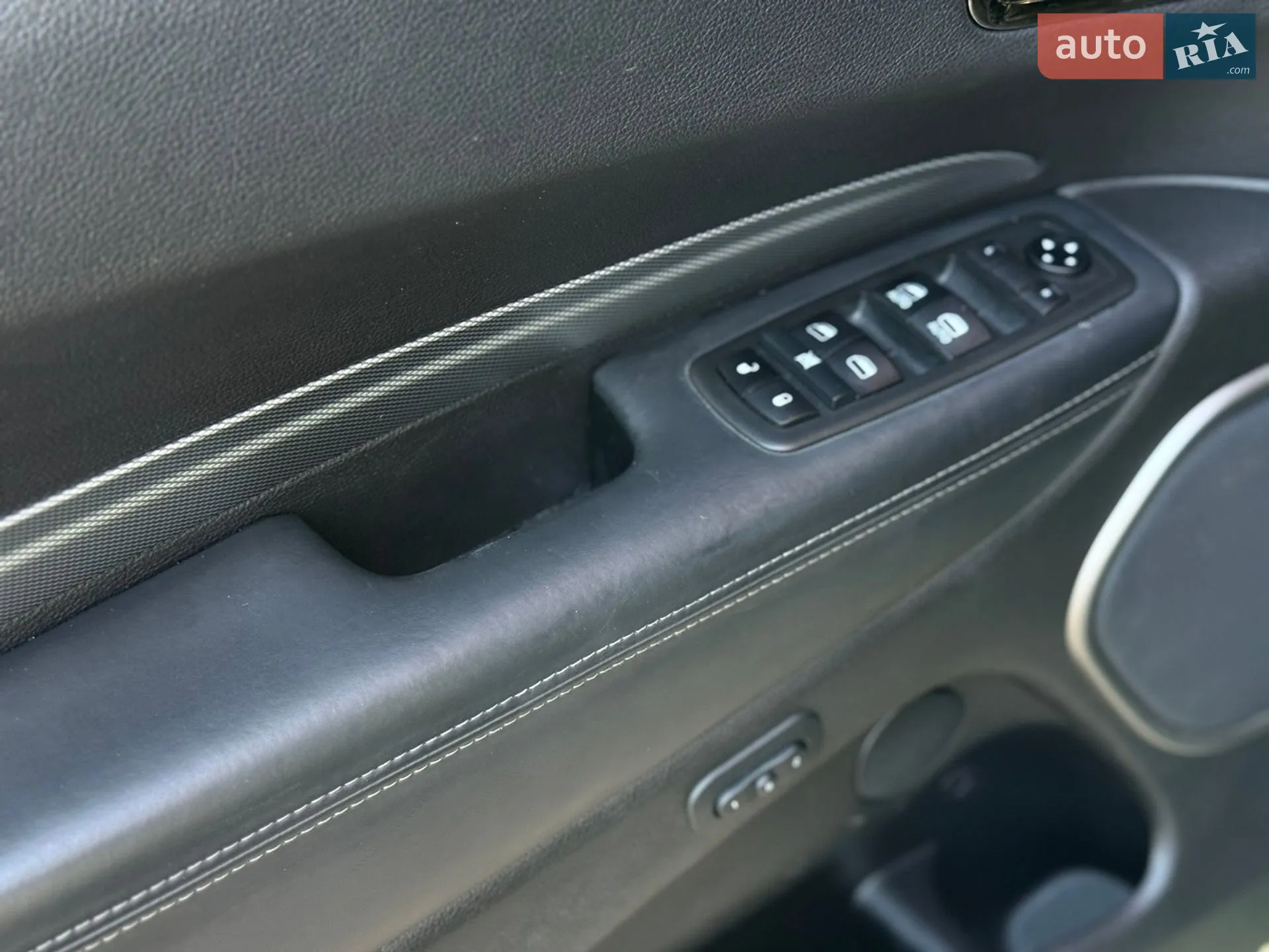 2019 Dodge Durango - мініатюра 36