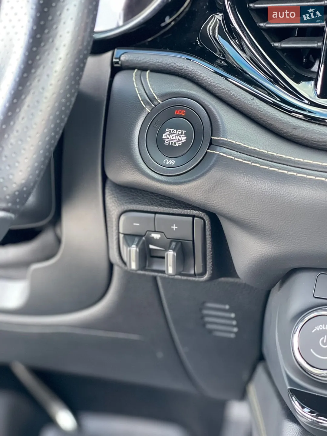 2020 Dodge Durango - мініатюра 35